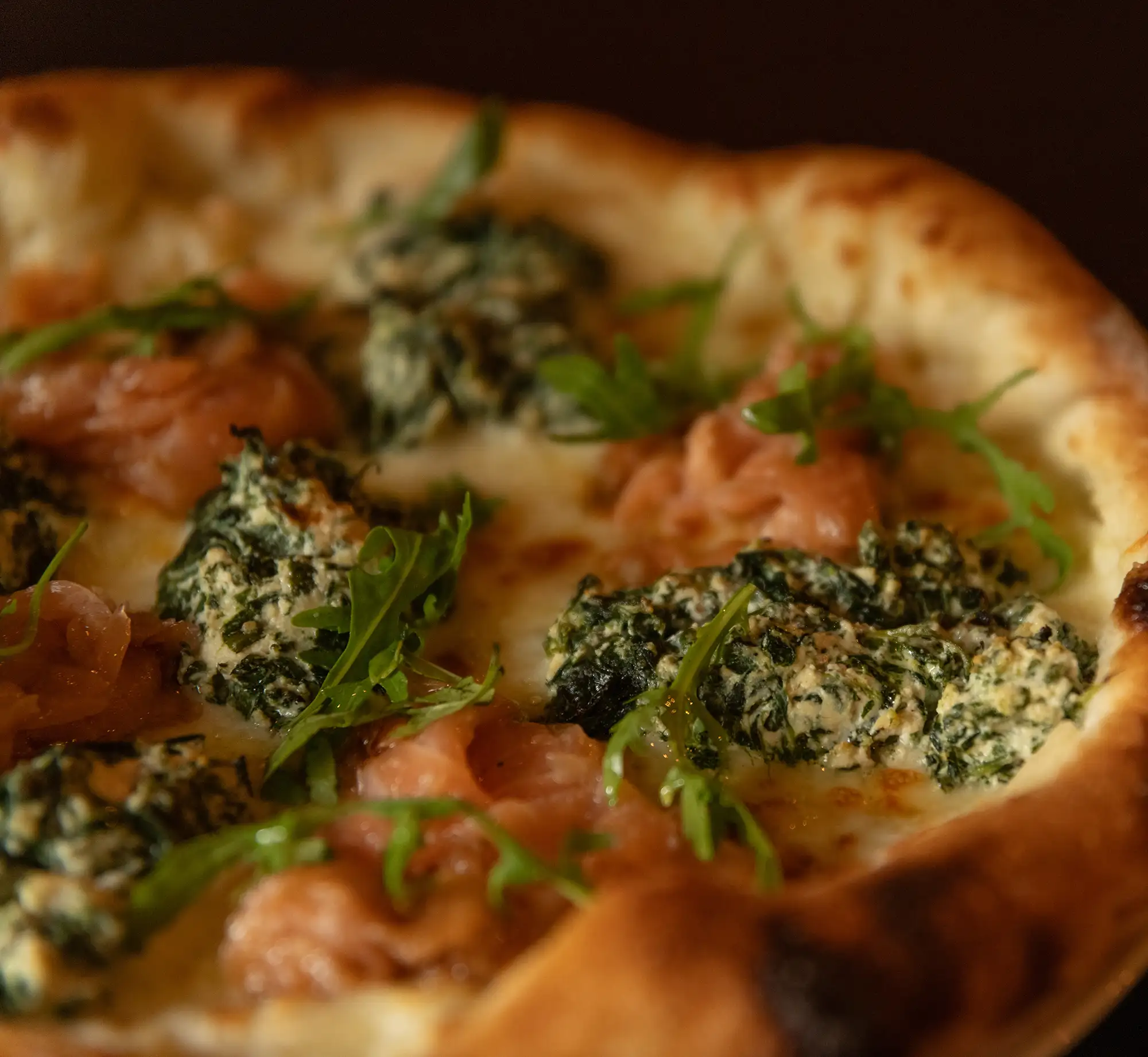 Pizzetta ricotta épinards et saumon fumé